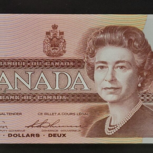 (SOLD) Canada Coins & Banknotes Display Case - Picture 8 of 14